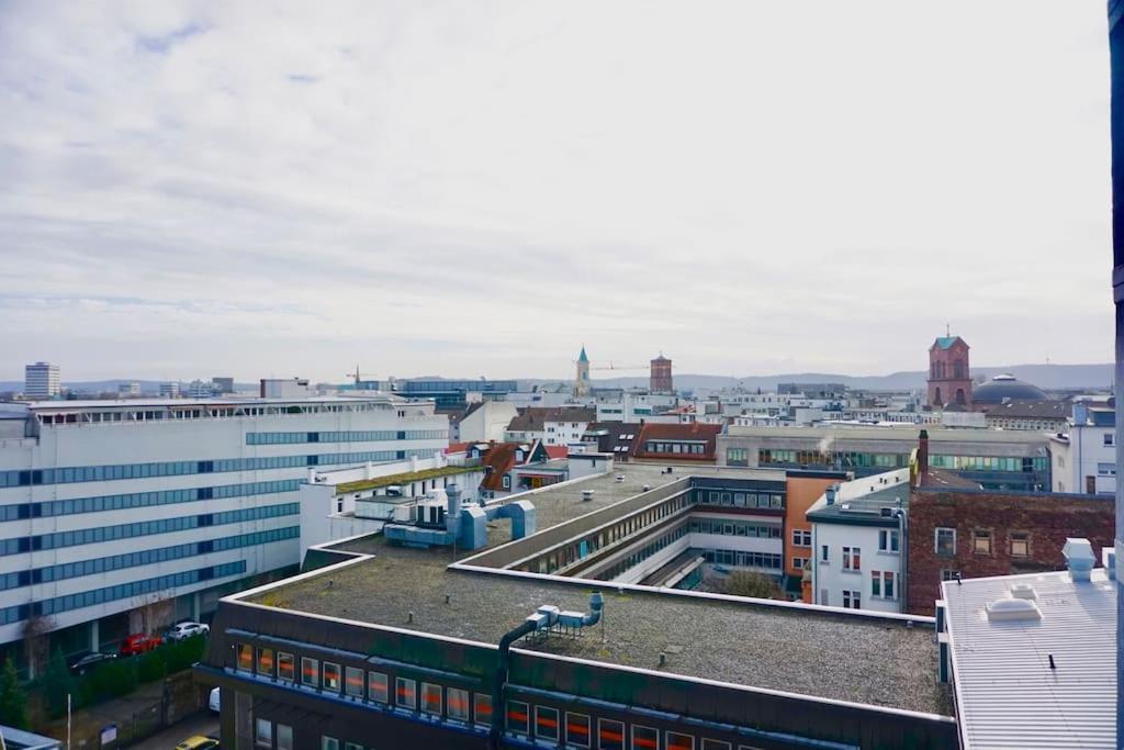 Neu Modernes Apartment In Top Lage, Free Parking Max 1,65M Hoehe Und 1,8M Breite Karlsruhe Exteriér fotografie